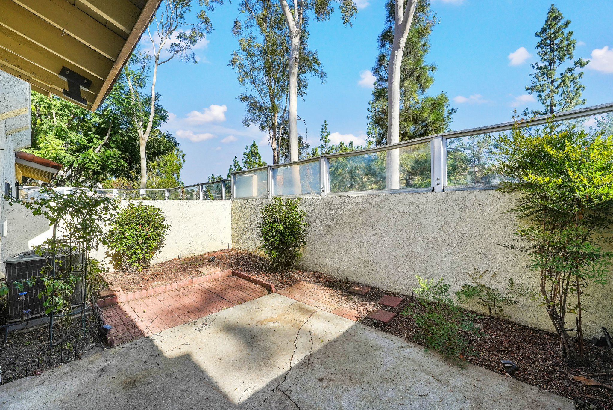 16-web-or-mls-1034 Whitewater Drive-16
