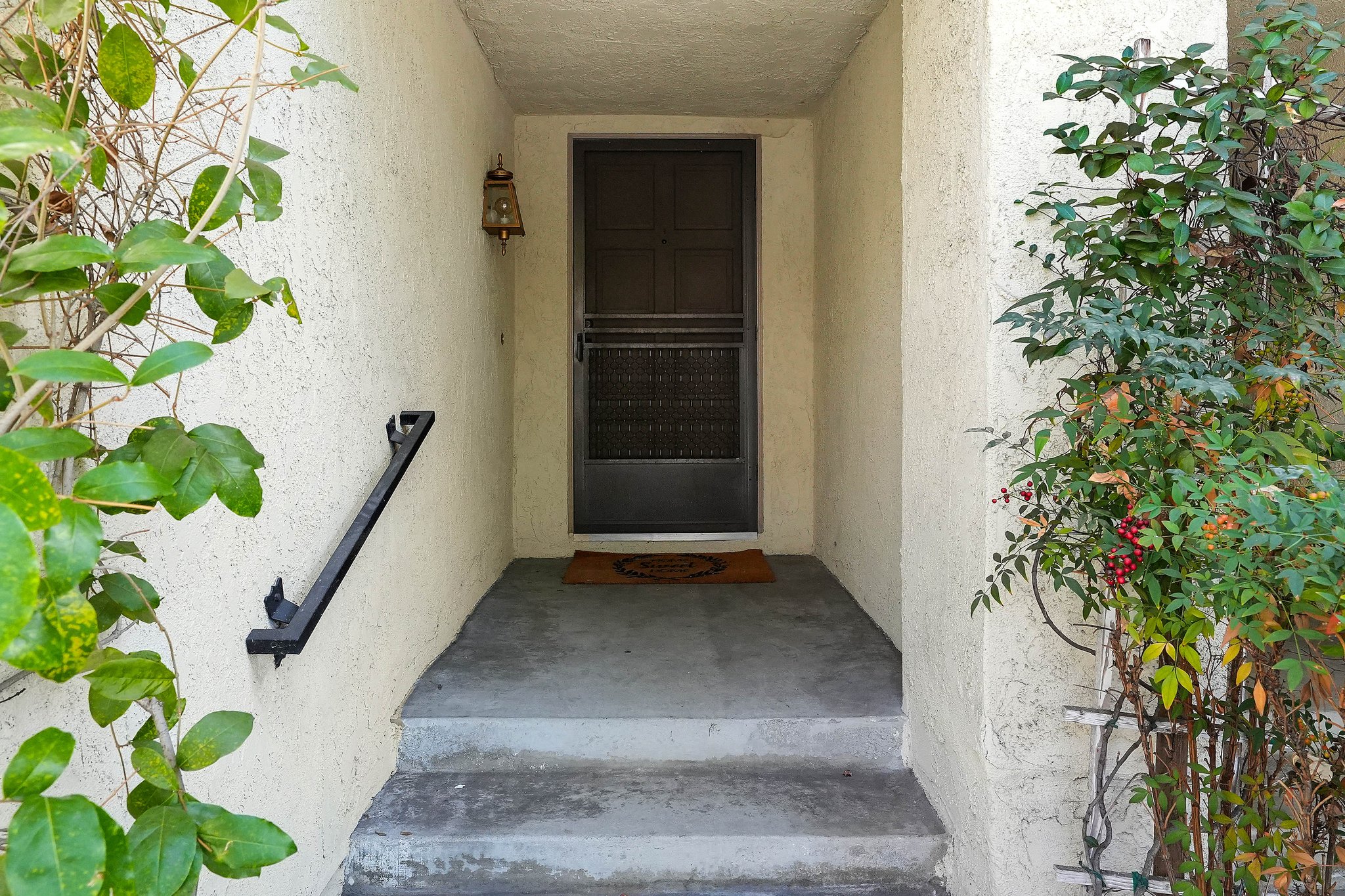 4-web-or-mls-1034 Whitewater Drive-4
