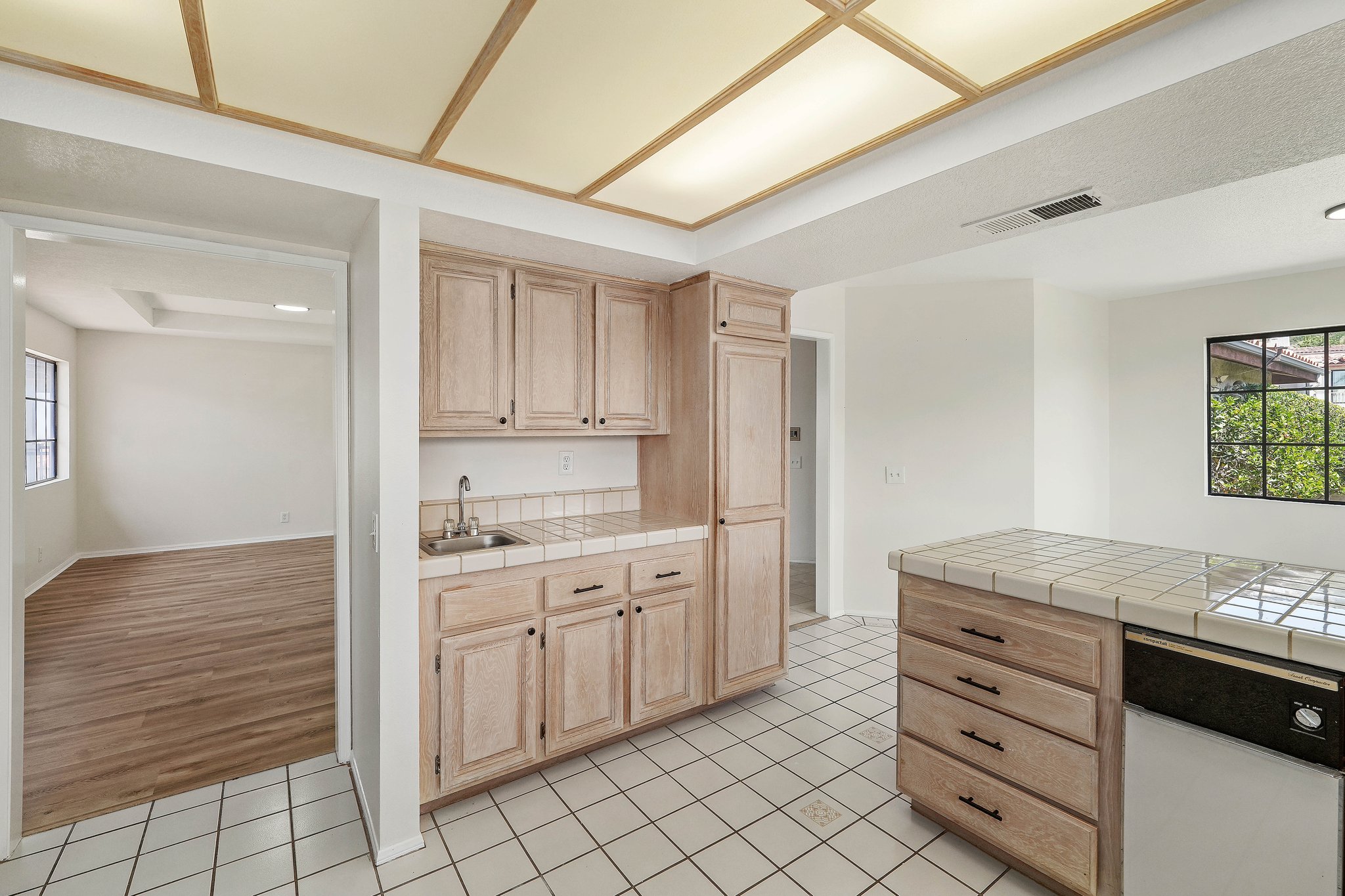 6404 Sealpoint Court-25