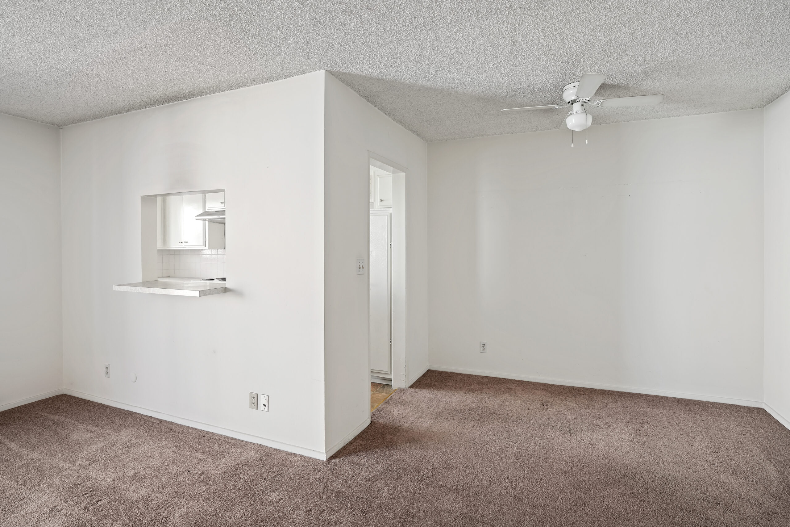 1035 N Hayworth Avenue 208-6